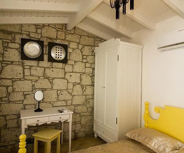 Hotel Fedora Butik Alaçatı